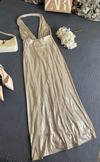 Vestido largo Zara dorado champagne