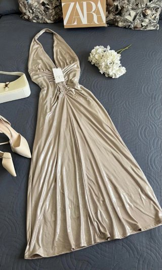 Vestido largo Zara dorado champagne