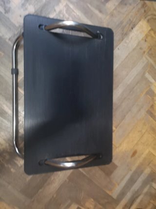 Reposapiés IKEA Negro