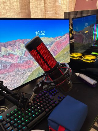 Micrófono HyperX con Brazo Articulado