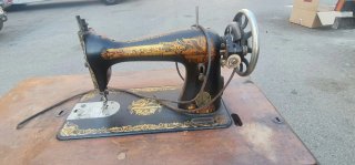 Máquina de coser antigua Singer