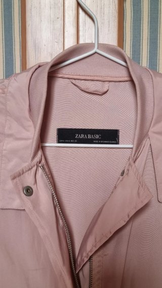 Chaqueta Zara Basic, ligeramente impermeable