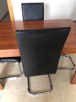 Conjunto de Mesa y 4 Sillas