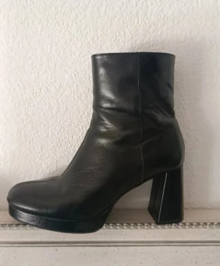 Botines negros tacón y plataforma