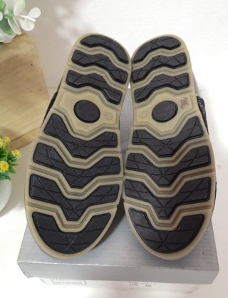 Sapatos Criança Tam. 30 Preto - Novos
