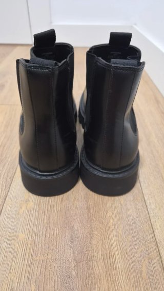 Botines Chelsea Zara Talla 43 Negros