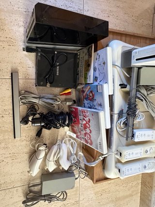 Nintendo Wii Consola y Juegos