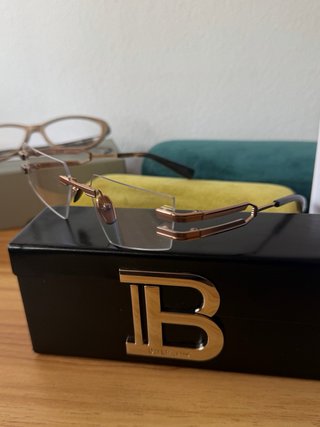 Gafas Balmain Doradas y Negras