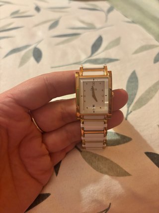 Reloj lotus