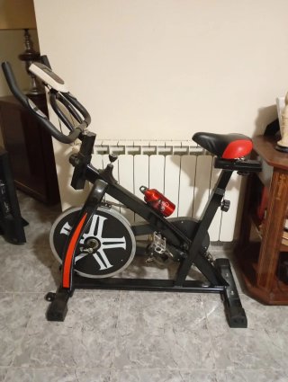 Bicicleta Estática Negra