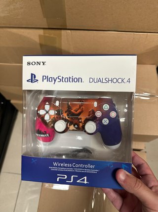 Mando PS4 DualShock 4 Fortnite
