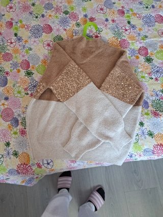 Jersey de punto con lentejuelas