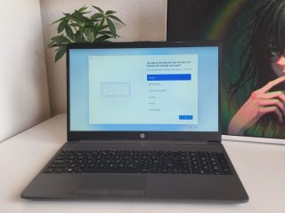 Ordenador portátil HP 255 G9 ProdID: 6S6F4EA#ABE