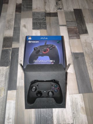 Mando Nacon Revolution Pro controller 2 PS4/PS5