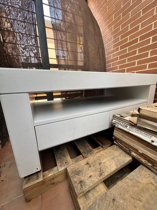Mueble de TV madera con 2 cajones