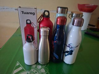 Botellas de agua reutilizables