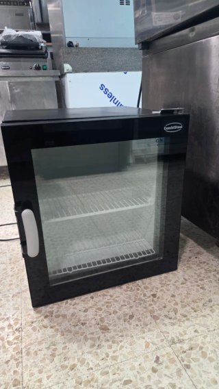 Congelador vertical puerta cristal