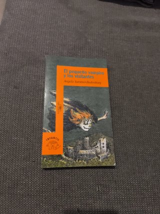 6 libros del Pequeño Vampiro