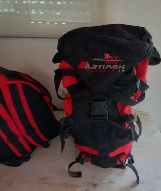 Mochila y macuto montaña Artiach