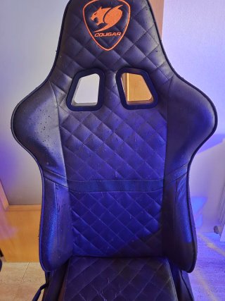 Silla cougar y Escritorio Geney