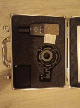 AKG C414 XLS - Poco uso - Si me lo pillas hoy 650€
