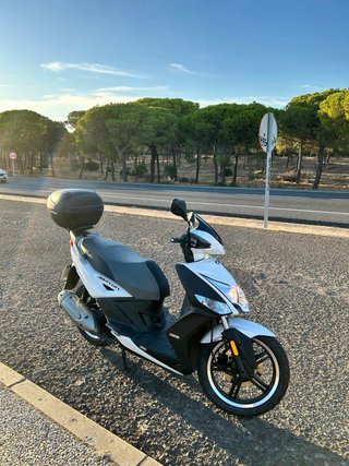 Kymco Agility City 125 Scooter