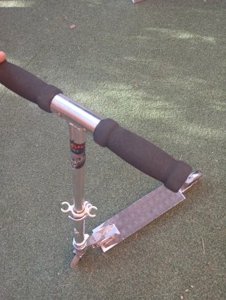 Patinete plegable de metal