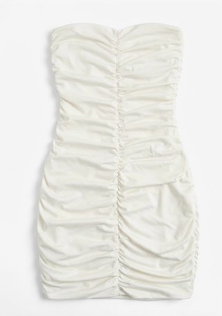 Mini vestido blanco fruncido