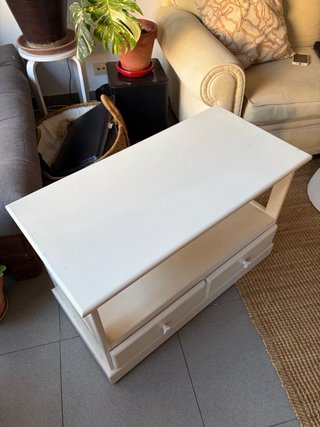 Mueble TV / mesa auxiliar de madera blanca