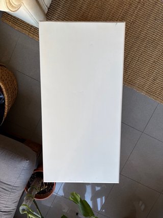 Mueble TV / mesa auxiliar de madera blanca
