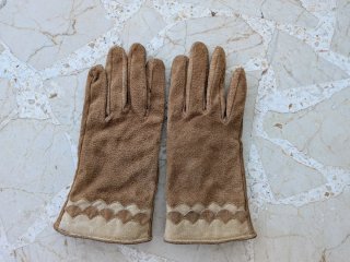 Guantes de piel marrones