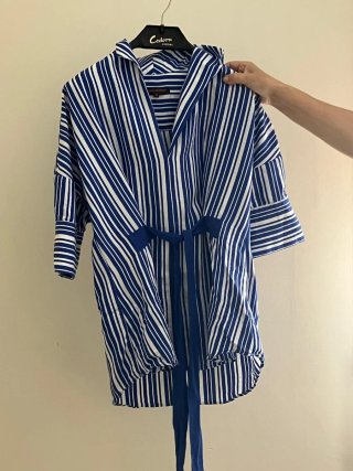 Camisola de Rayas Azul y Blanca