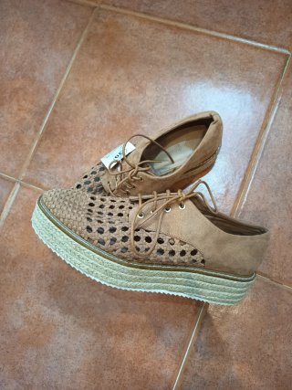 Zapatos de Mujer Trenzados Beige