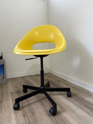 Silla de escritorio giratoria amarilla