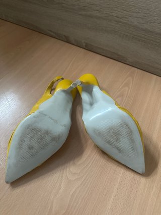Zapatos de Fiesta Amarillos