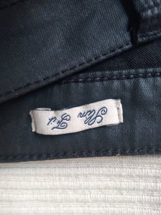 Pantalón encerado negro