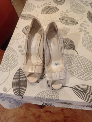 Zapatos de Novia Lodi Beige talla 35
