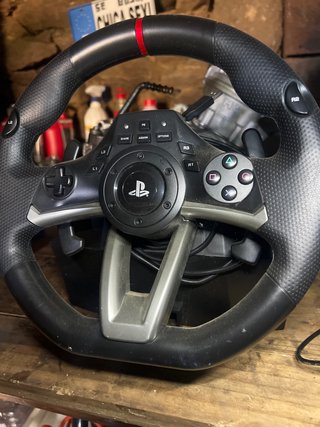 Volante con pedales para PlayStation
