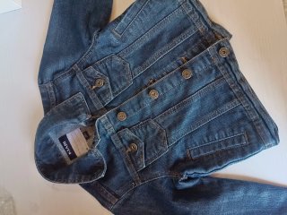 7 prendas niña 4a5 años invierno por solo 4€ todo.