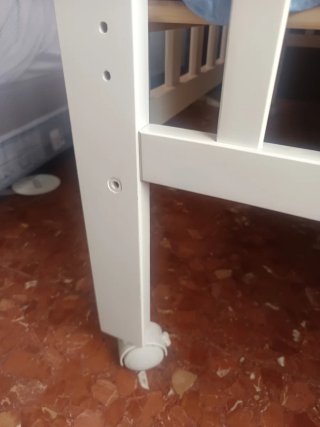 Cuna blanca para bebé