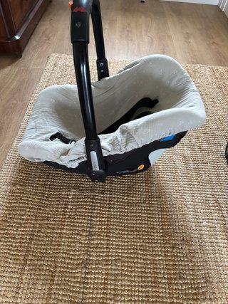 Silla de coche con funda Zara Home