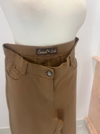 Pantalones beige/marrón