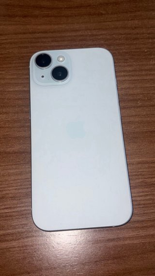 iPhone 15 Plata