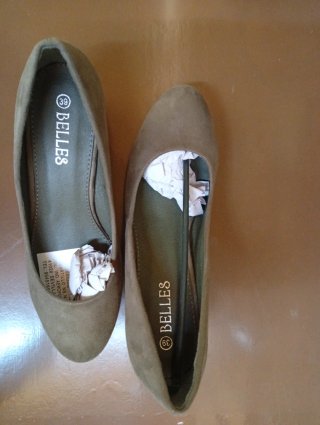 Zapatos Salón Nuevos en Antelina Verde Oliva