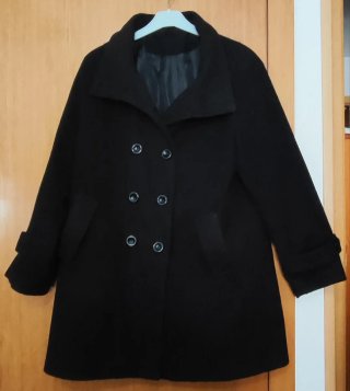 Abrigo de paño negro XL