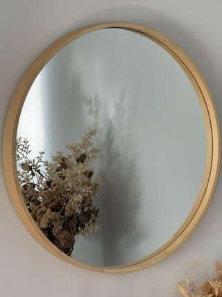 Mueble aparador blanco y madera