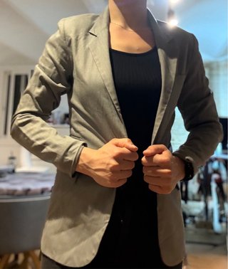 Conjunto de Americana Gris y Top Negro