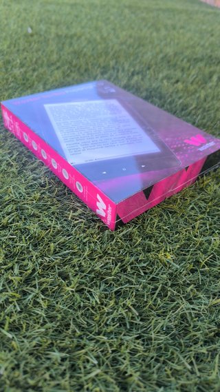 Libro electrónico woxter pantalla iluminada NUEVO