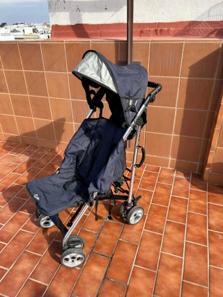 Silla de paseo azul