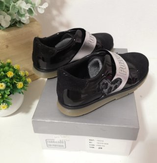 Sapatos Criança Tam. 29 Preto